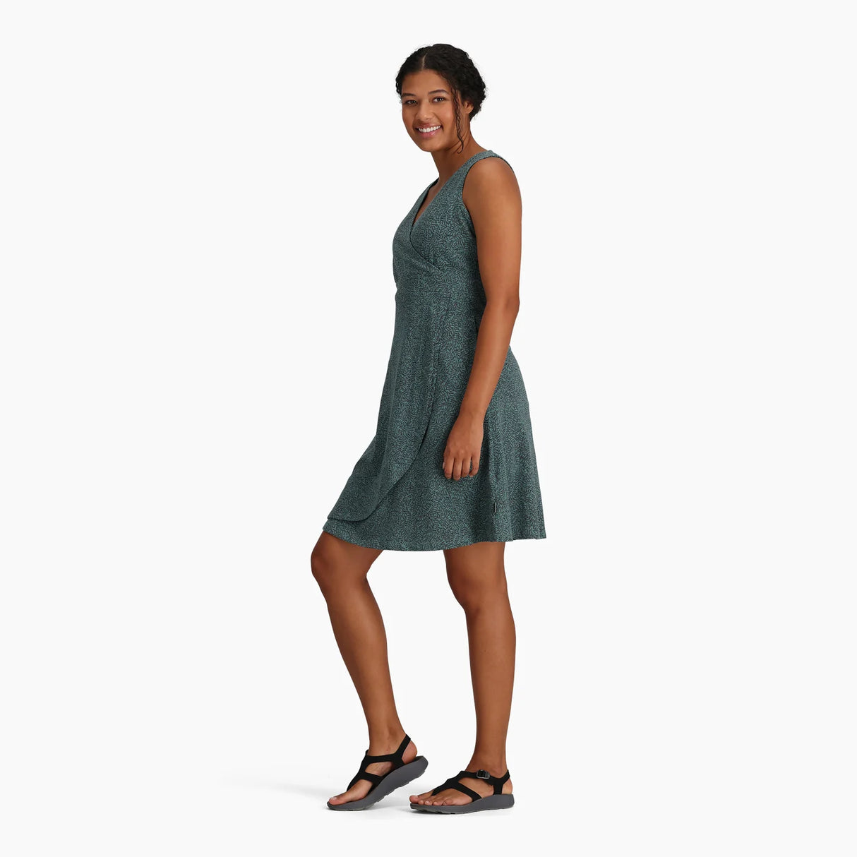 Featherweight Knit Dress (Femme)